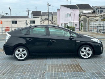 プリウス 外装写真-1